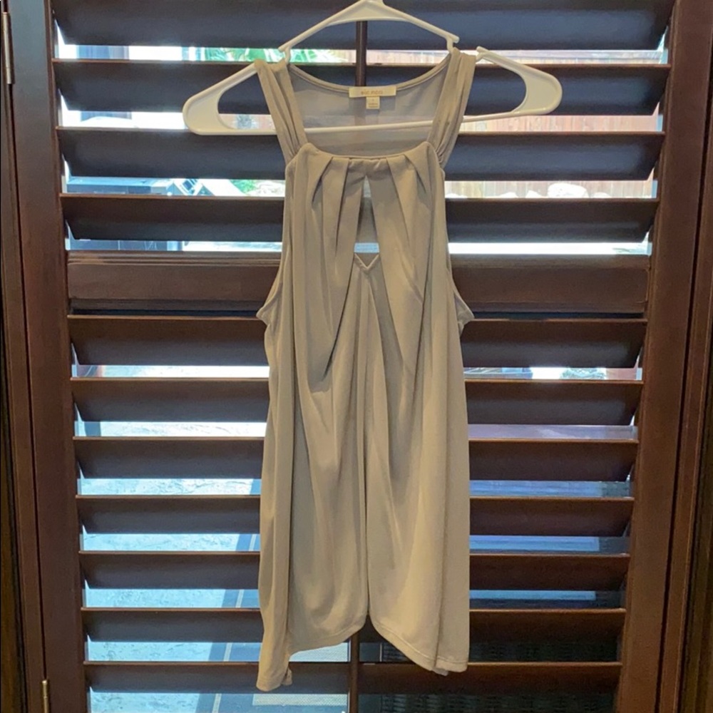 SOLD ELLA MOSS - Gray sleeveless top